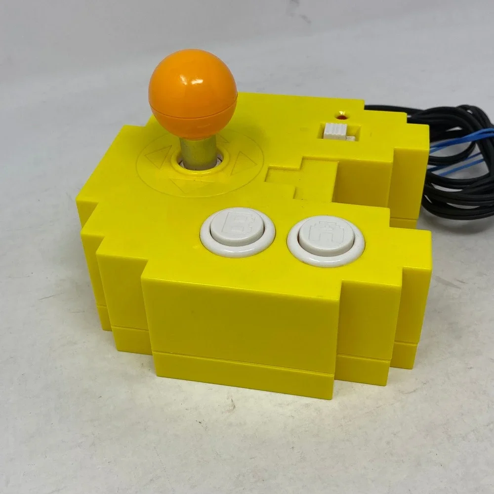 Bandai‎ Pac-Man Plug and Play TV Game Joystick Console Yellow 2012 Retro